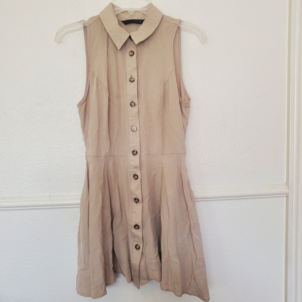 Zara Dress Sleeveless Tan Button-Up Dress With Pocket No Belt